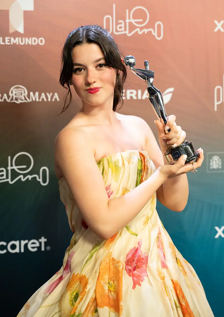 PREMIOS PLATINO
